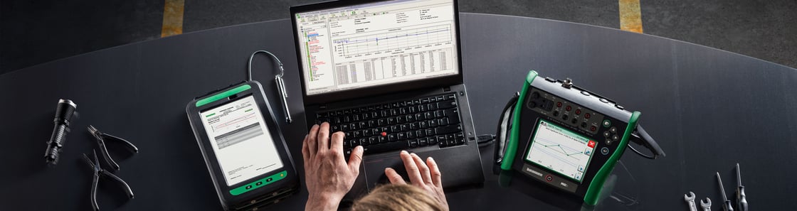 CMX-MC6-Tablet_Beamex-man-typing_2900x770px